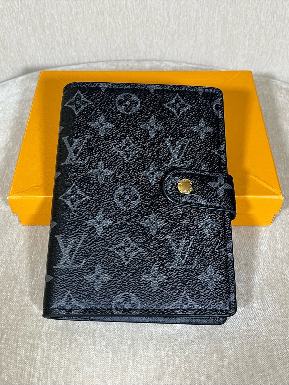 Black Monogram Card & Key Holder with Gray Accents